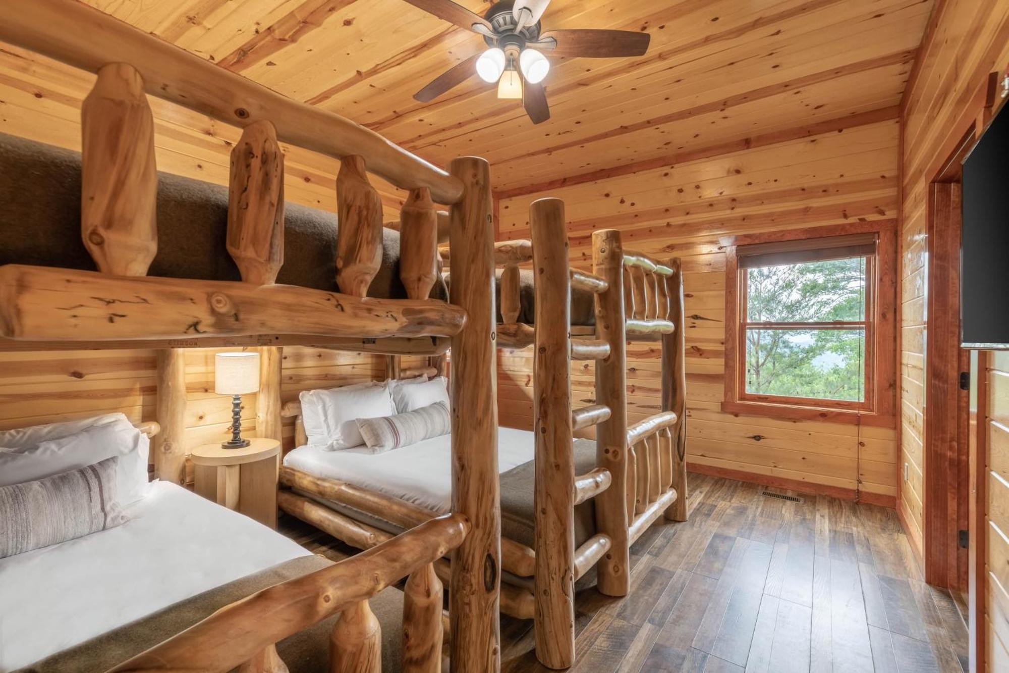 Sugarland By Avantstay Sleeps 28 Home Theatre Two Hot Tubs Indoor Pool Incredible Views Pigeon Forge Esterno foto