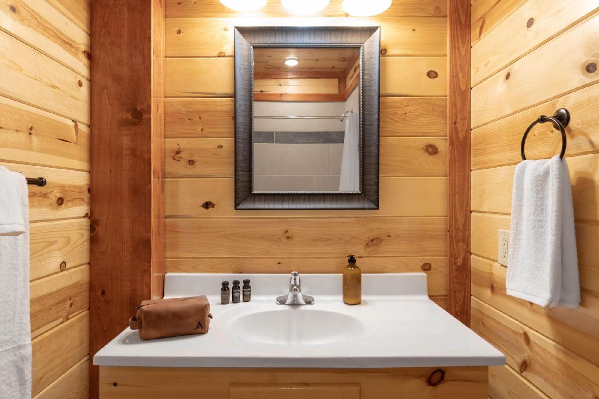 Sugarland By Avantstay Sleeps 28 Home Theatre Two Hot Tubs Indoor Pool Incredible Views Pigeon Forge Esterno foto