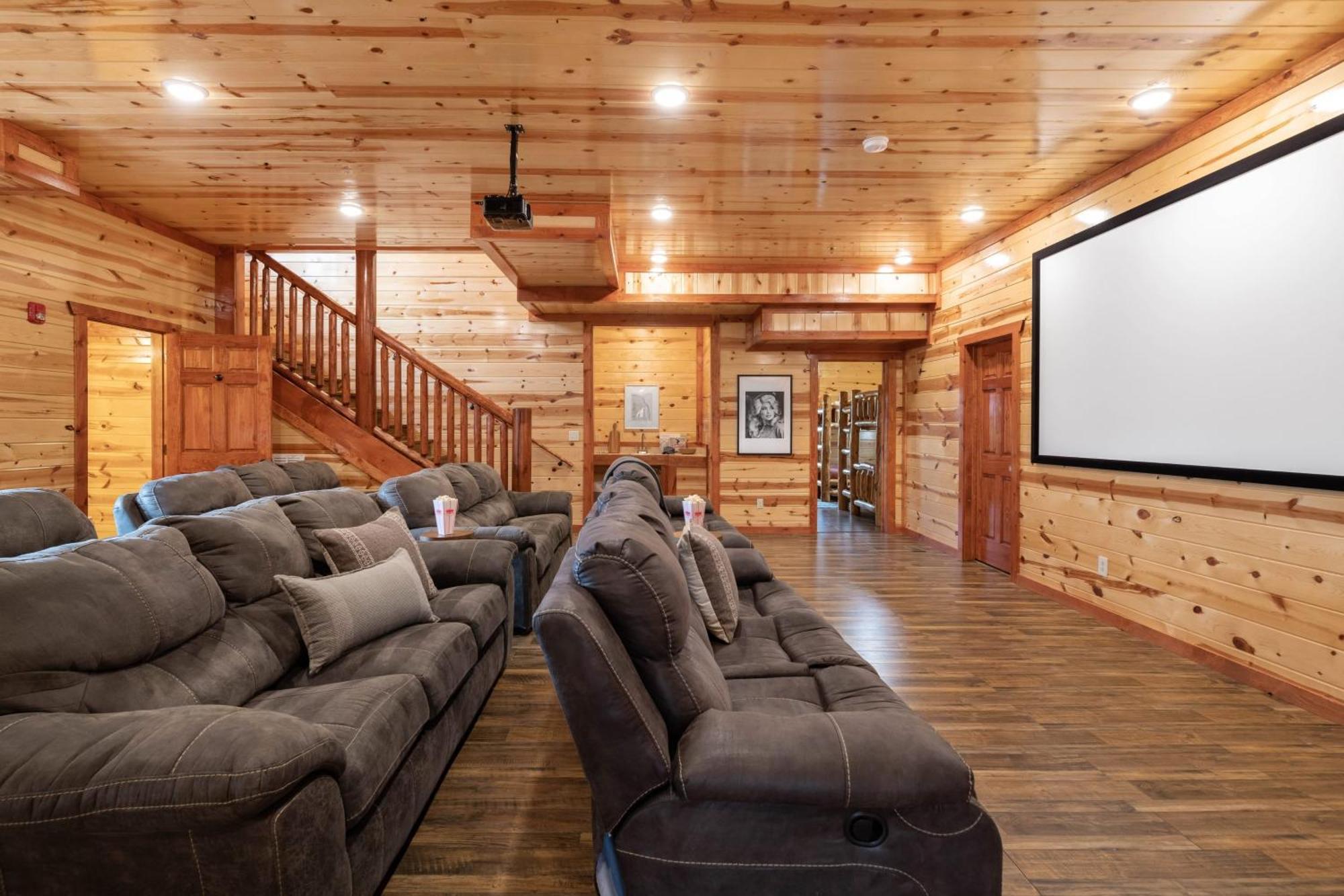 Sugarland By Avantstay Sleeps 28 Home Theatre Two Hot Tubs Indoor Pool Incredible Views Pigeon Forge Esterno foto